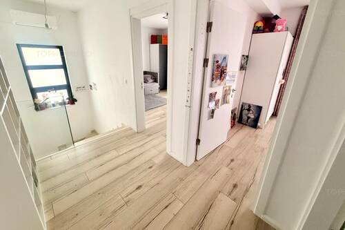 Casa Moderna Sector 4 P+1+Pod. 5 Cam.Util 125mp. Terem 296mp