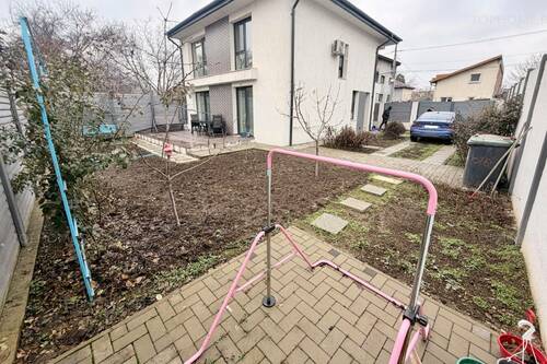 Casa Moderna Sector 4 P+1+Pod. 5 Cam.Util 125mp. Terem 296mp