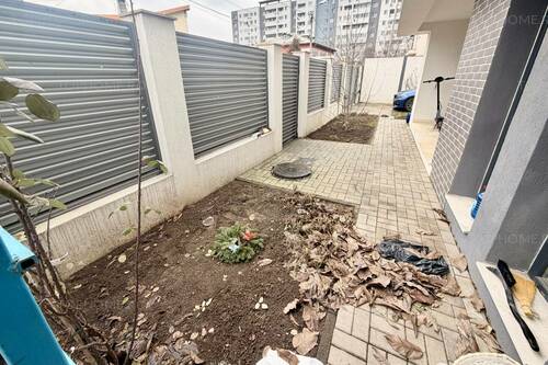 Casa Moderna Sector 4 P+1+Pod. 5 Cam.Util 125mp. Terem 296mp