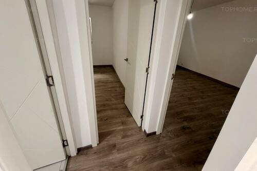 Casa P+1 La 1 Km Fata De Metrou Aparatorii Patriei. 3 Cam.