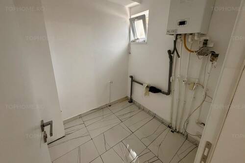 Casa P+1 La 1 Km Fata De Metrou Aparatorii Patriei. 3 Cam.