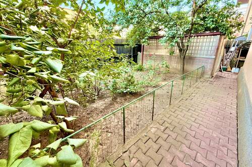 Casa P+1+M. 4 Cam. Foisor Cu Beci. Util 161mp. Teren 327mp