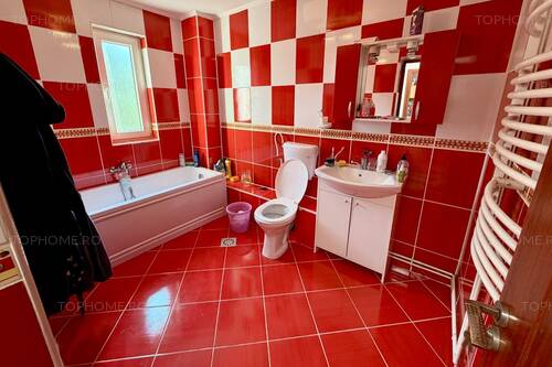 Casa P+1+M. 4 Cam. Foisor Cu Beci. Util 161mp. Teren 327mp