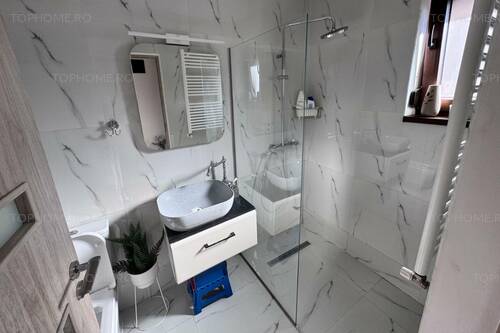 Casa P+1+M. 5 Cam. Mobilata-Utilata Complet. Teren 205mp