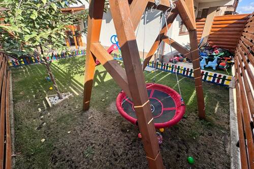 Casa P+1+M. 5 Cam. Mobilata-Utilata Complet. Teren 205mp