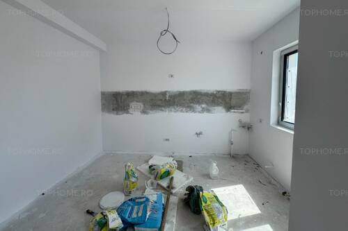 Casa P+1+M. 7 Camere. Pozitie Stradala