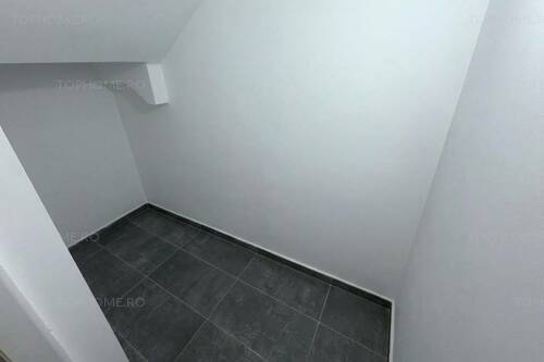 Casa P+1+M La 450m De Sos Oltenitei. 4 Cam. Util 120mp. Tere