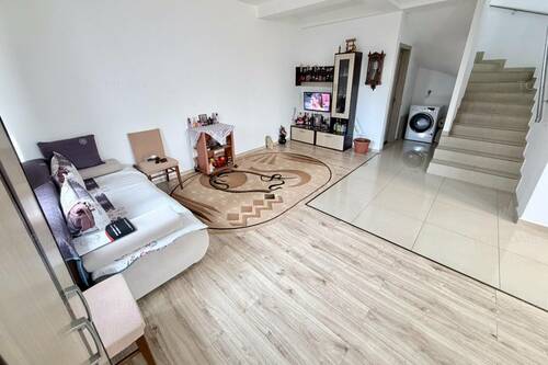 Casa P+1+M La 70m Fata De STB. 5 Cam. Util 132mp. Teren 183m