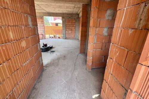 Casa P+1+Pod. 3 Cam. Util 110mp. Teren 237mp