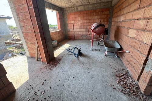 Casa P+1+Pod. 3 Cam. Util 110mp. Teren 237mp