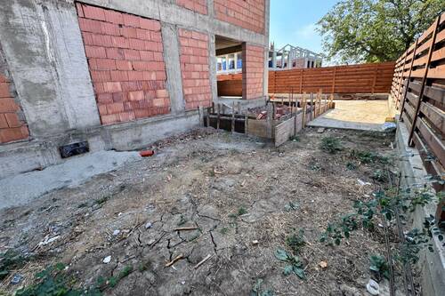 Casa P+1+Pod. 3 Cam. Util 110mp. Teren 237mp