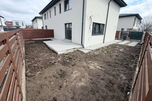 Casa P+1+Pod. 3 Cam. Util 110mp. Teren 237mp