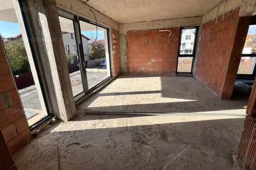 Casa P+2Et. 8 Cam. Util 180mp. Teren 250mp. Pozitie Stradala