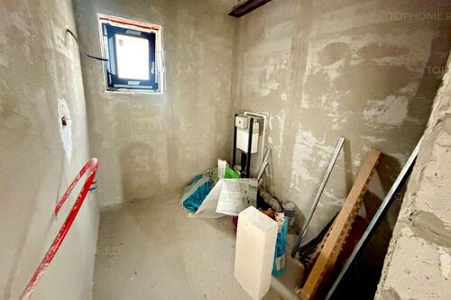 Casa P+2Et+Terasa. 5 Cam. Util 185mp. Teren 250mp.