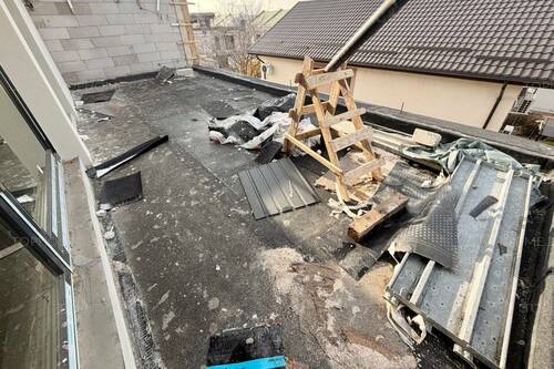 Casa P+2Et+Terasa. 5 Cam. Util 185mp. Teren 250mp.