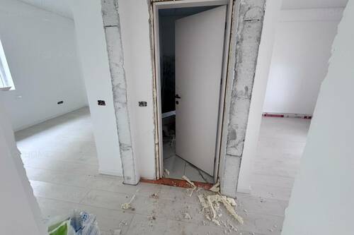 Casa Pe Parter 3 Cam+Pod.Teren 210mp.