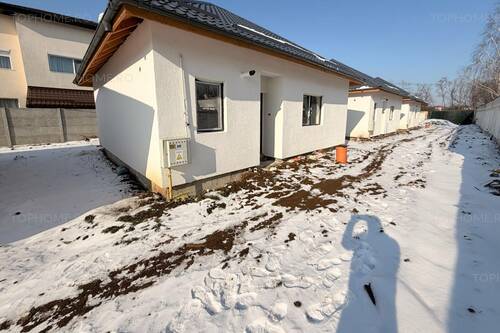 Casa Pe Parter 3 Cam+Pod.Teren 210mp. Mutare Rapida.