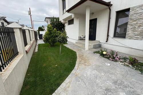 Casa Premium P+1+M. 5 Cam. Util 243mp. Teren 275mp