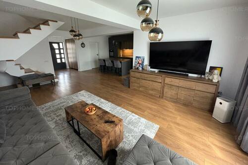 Casa Premium P+1+M. 5 Cam. Util 243mp. Teren 275mp