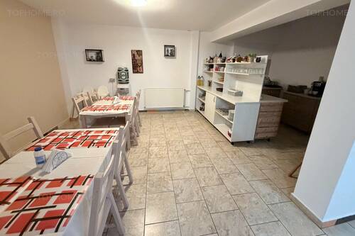 Vânzare Unitate Hotelieră La Cheie - 770 Mp. 18 Camere. Lift