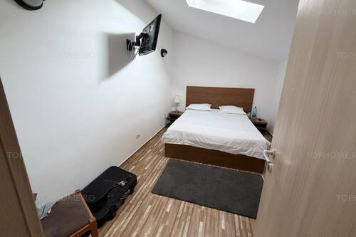 Vânzare Unitate Hotelieră La Cheie - 770 Mp. 18 Camere. Lift