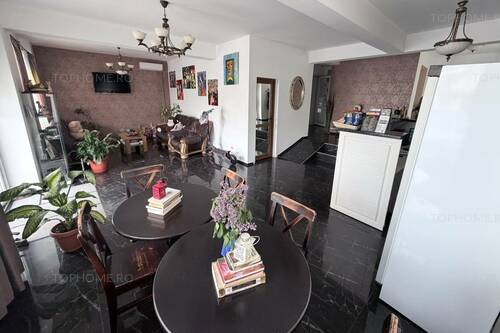 Vânzare Unitate Hotelieră La Cheie - 770 Mp. 18 Camere. Lift