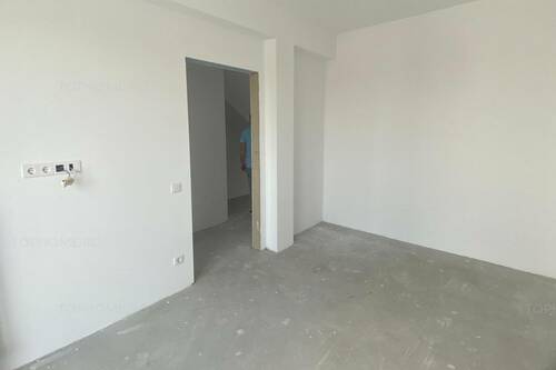 Vila Capat, P+1E+Mansarda, 132 Mp, Acte Gata