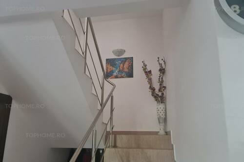 Vila In Duplex,Popesti Leordeni,str.Plopului